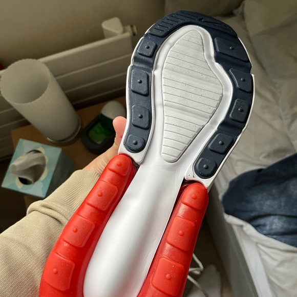 Nike air max 270 never been worn new £145 - Picture 2 of 7